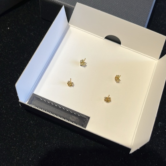 Coach X Peanuts Woodstock Stud Earring Set - Picture 5 of 6